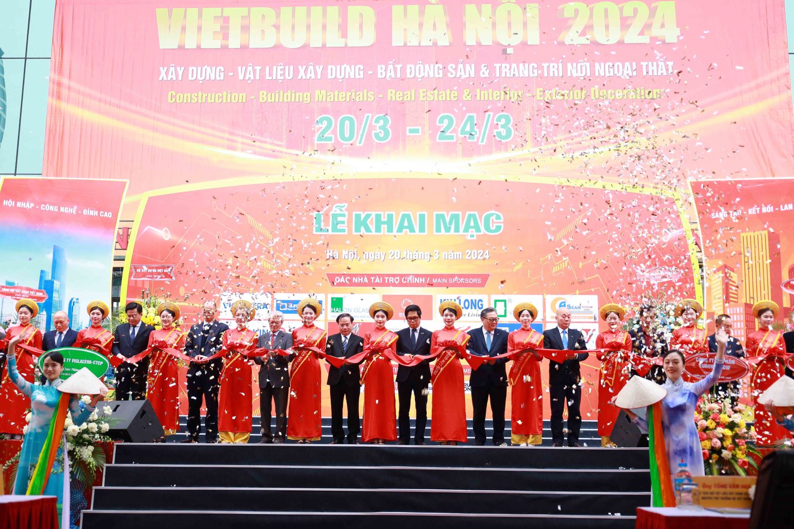 Hình ảnh khai mạc VIETBUILD 2024